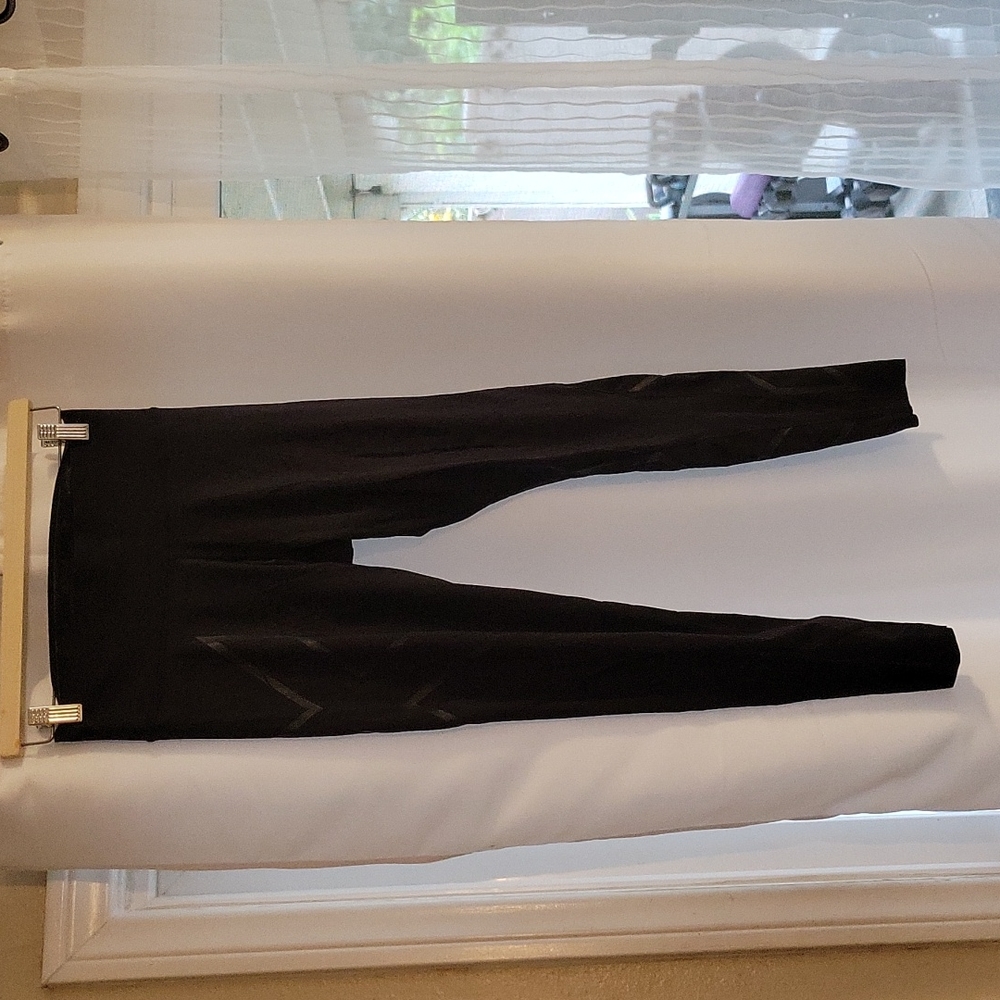 2xu MCS bonded compression tights